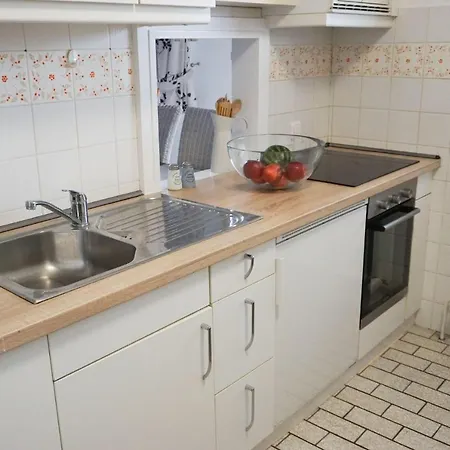 Апартаменты Grosszuegige-ferienwohnung-im-ot-bad-strandnaehe Санкт-Петер-Ординг
