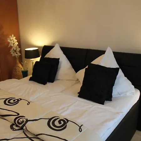 Grosszuegige-ferienwohnung-im-ot-bad-strandnaehe * Санкт-Петер-Ординг